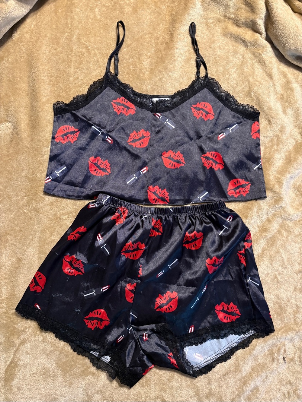 #61 - MUST GO! SHEIN Women’s Black Satin Lipstick Cami & Short Sleep Set - Small